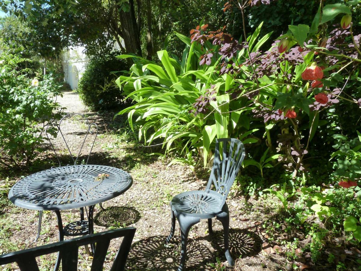 Bed and Breakfast Maison Butterfly Puissalicon Екстер'єр фото
