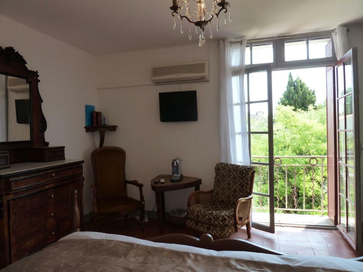 Bed and Breakfast Maison Butterfly Puissalicon Екстер'єр фото
